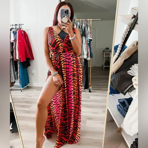 AMERICA & BEYOND TIGER MAXI DRESS NWT - Picture 3 of 9